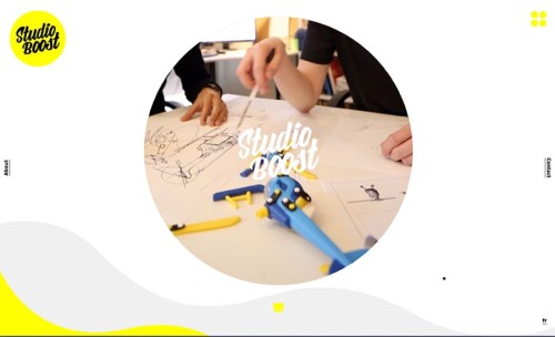 ⭐⭐⭐ Manu Lechat- Webdesigner, intégrateur, développeur Web freelance, graphiste wordpress nantes